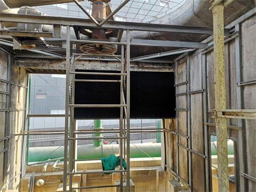 冷卻塔風機 <a href=http://m.deyou56.com/peijian/fan/ target=_blank class=infotextkey>冷卻塔風機</a>